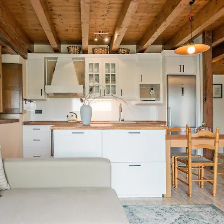 Chalet Egur Etxe I Caserío Vasco I Jardín I Porche I Bbq I Chimenea Zarate