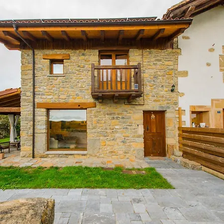 Chalet Egur Etxe I Caserío Vasco I Jardín I Porche I Bbq I Chimenea Zarate