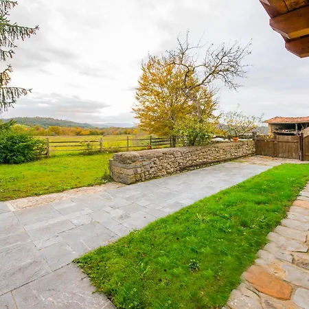 Chalet Egur Etxe I Caserío Vasco I Jardín I Porche I Bbq I Chimenea Zarate